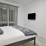 Apartmán J&s In Tirana